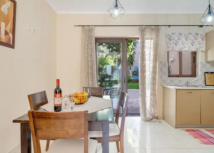 Villa Prolithia 2 *